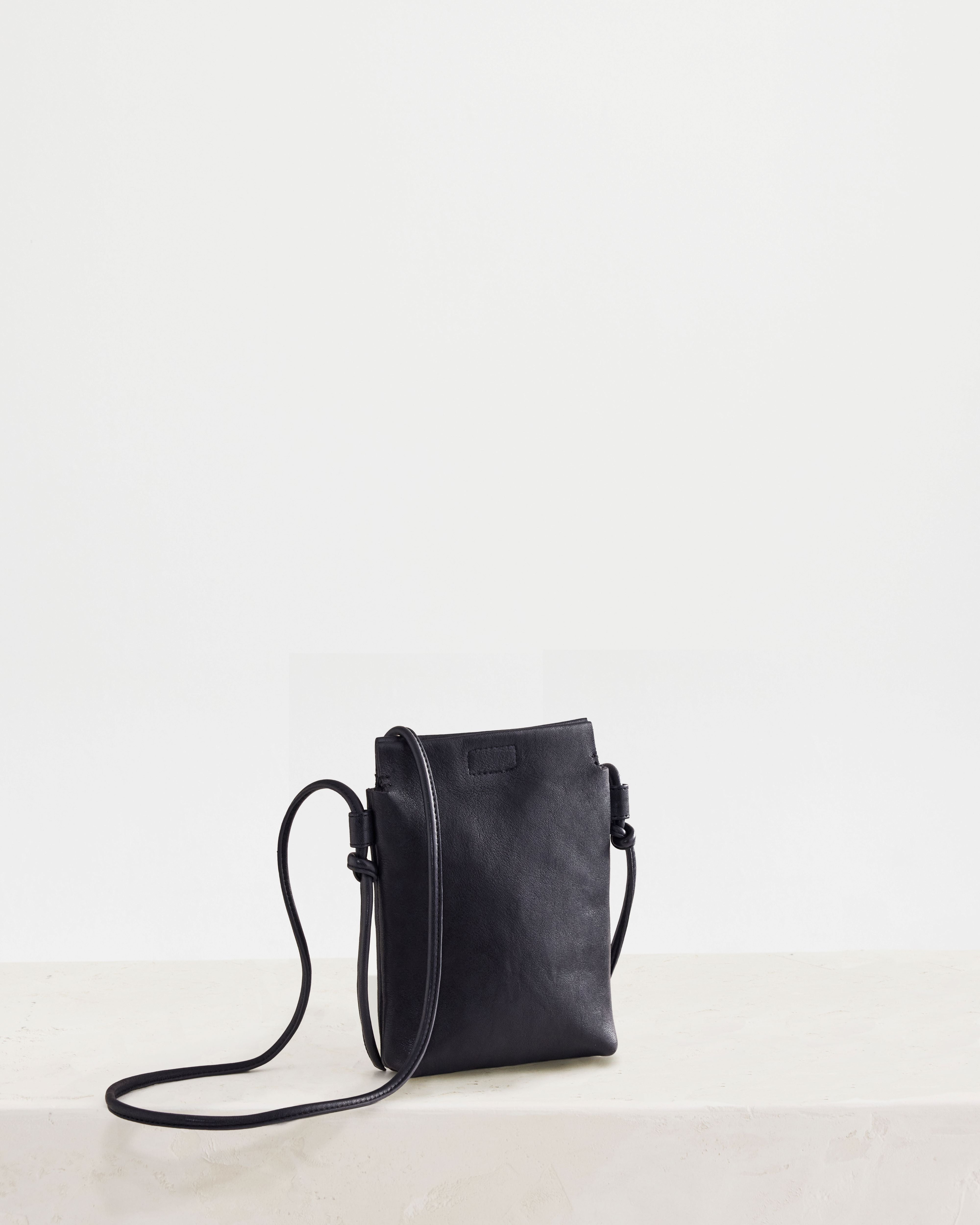 Marina Pouch Black