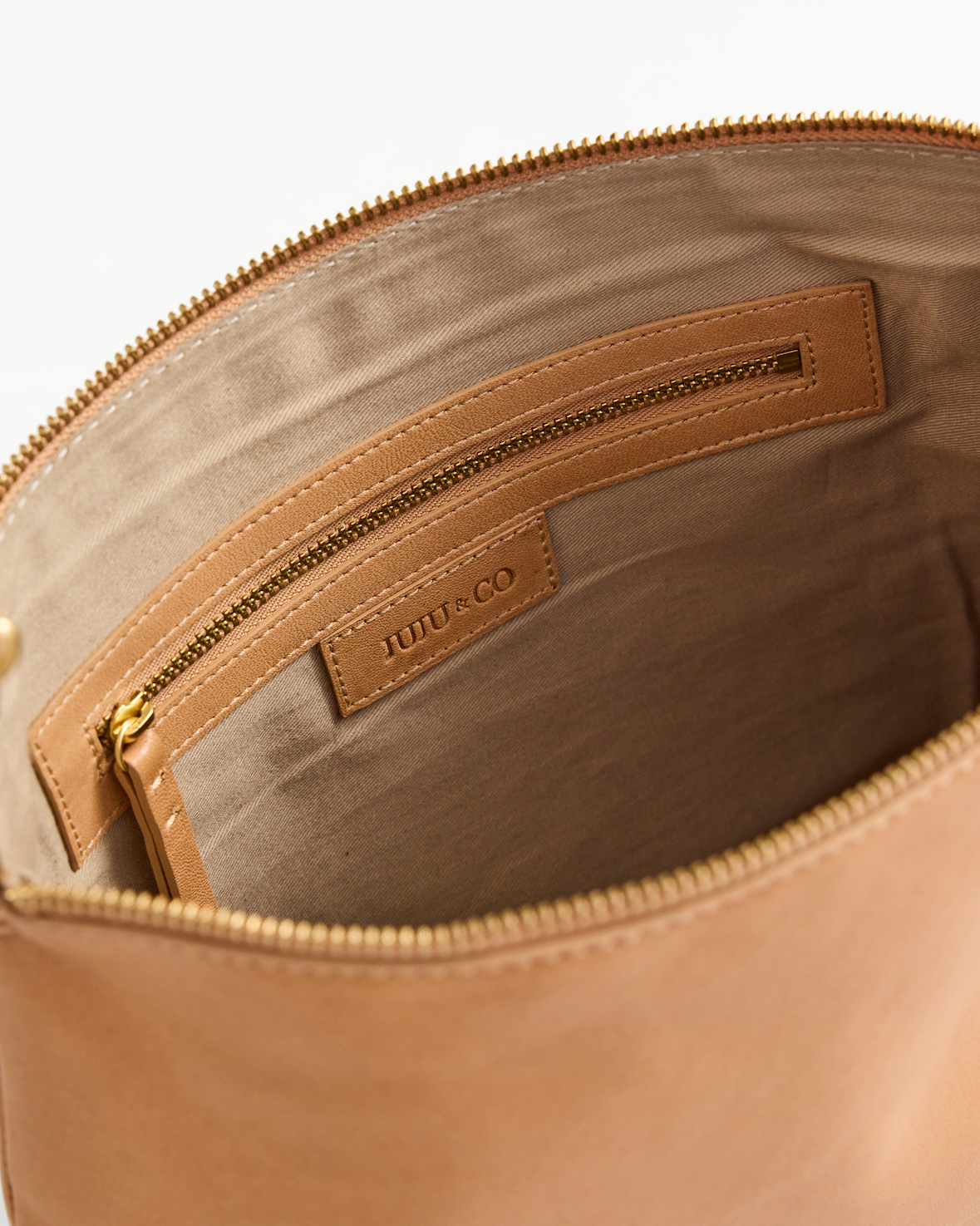 Augusta Crossbody Tan