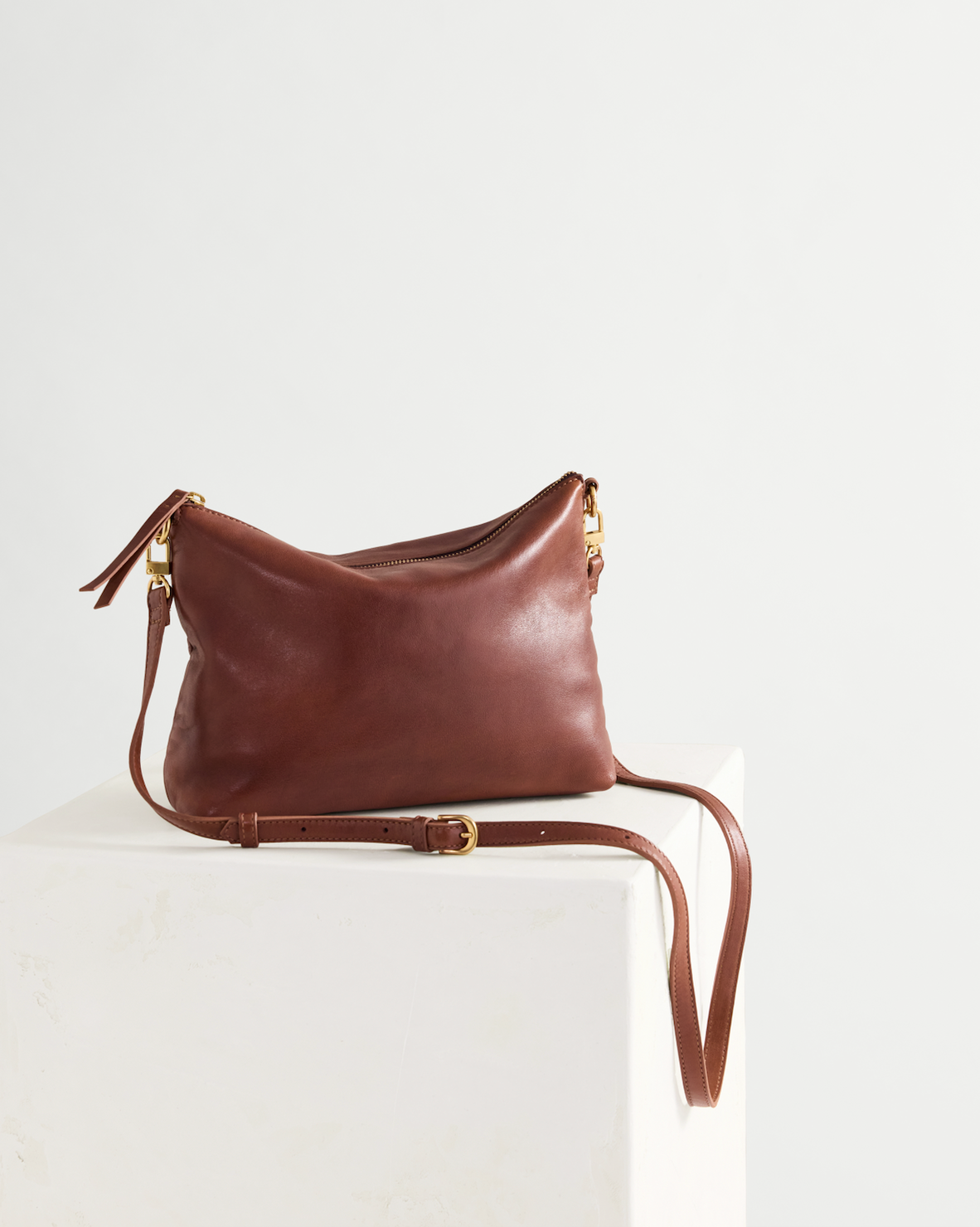 Augusta Crossbody Cognac