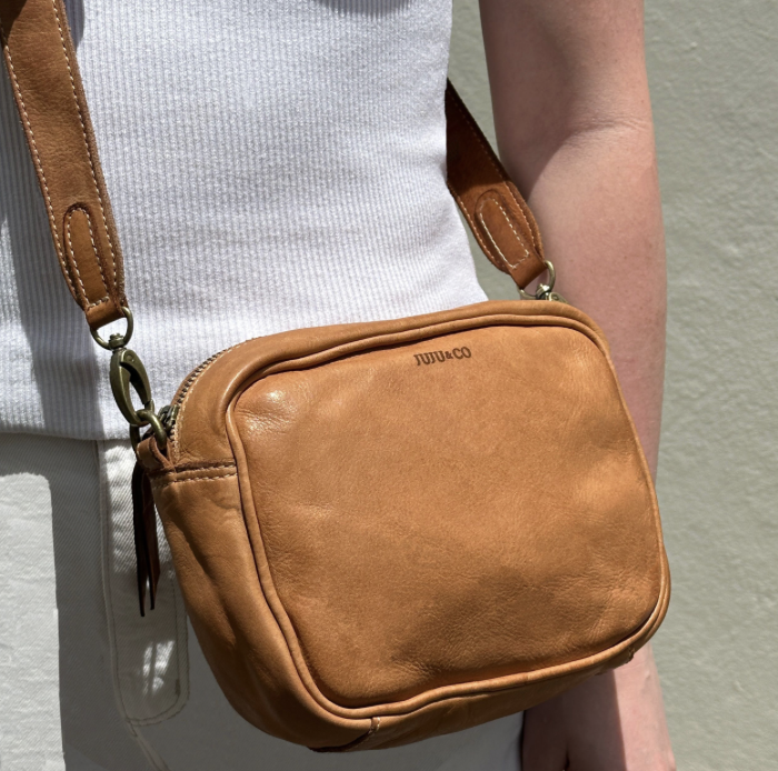 Camera Crossbody Tan