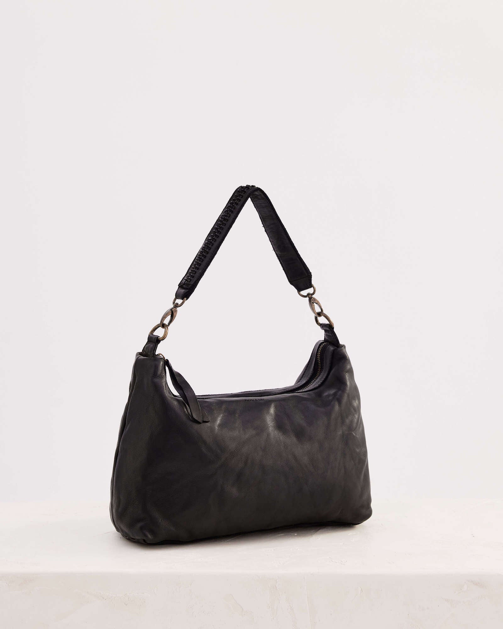 Signature Slouchy Bag Black