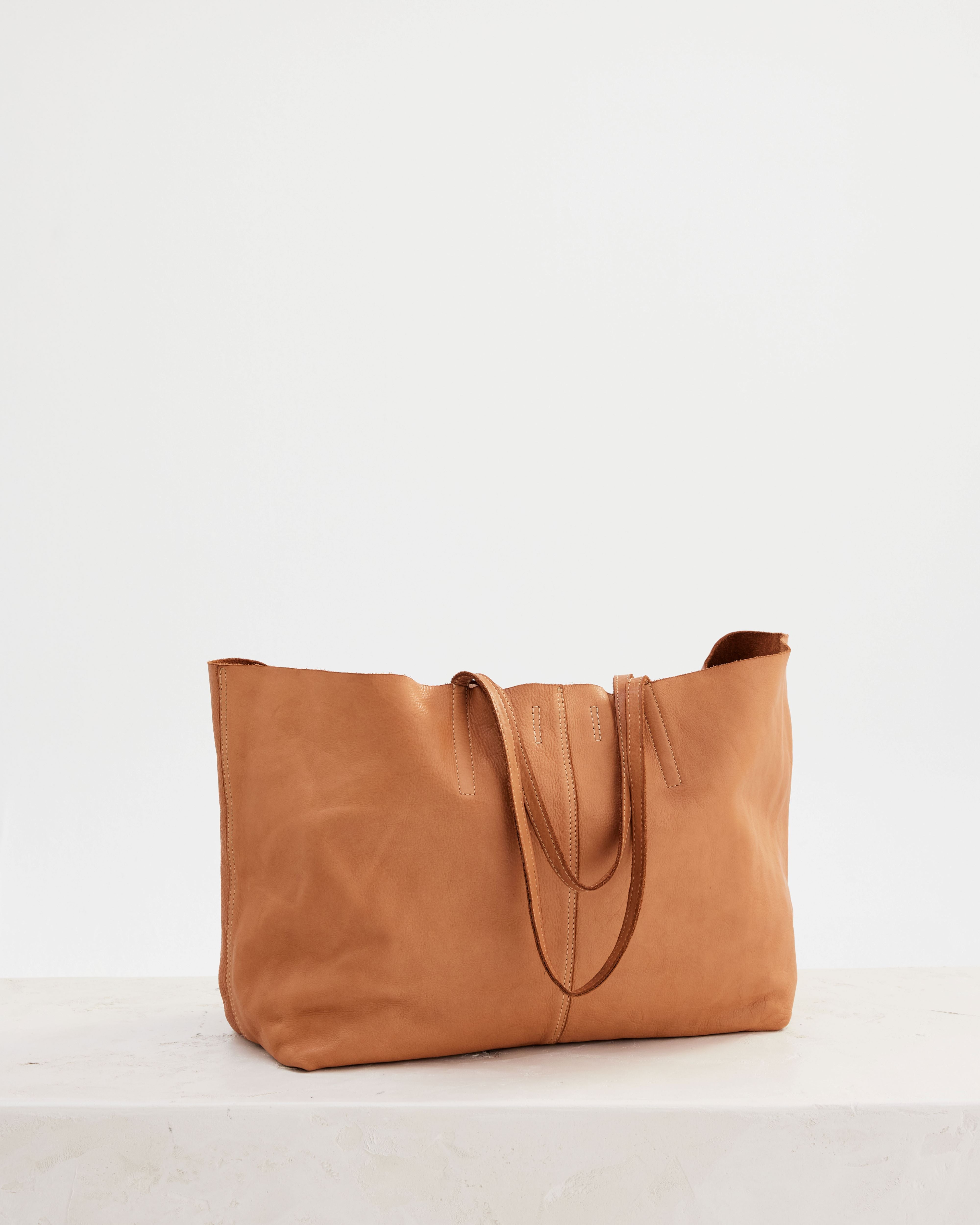 Unlined Tote Tan